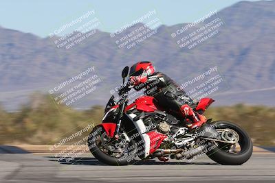 media/Oct-30-2025-Racers Edge (Thu) [[dabbdaf680]]/3-B Group/Session 4 (Turn 9 Side)/